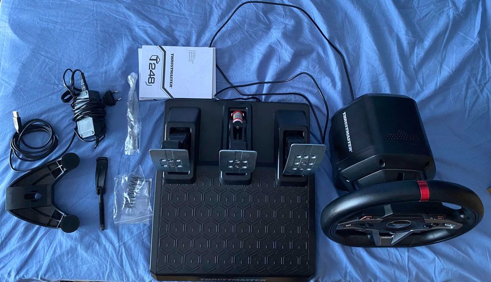 Volante + Pedais THRUSTMASTER T248 (Xbox | PC - Preto)