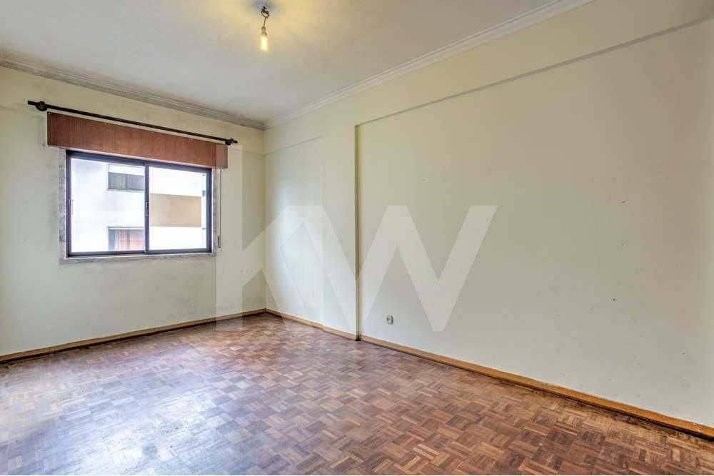 Apartamento T1 para Arrendamento em Agualva-Cacém