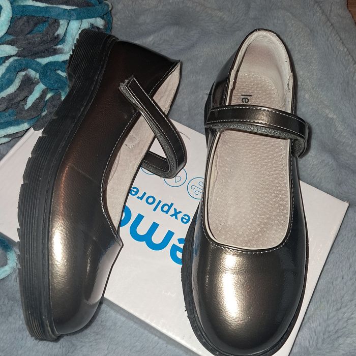 Buty pantofle baleriny  na galowo i na codzień  skóra 35