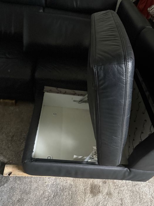 Kanapa skórzana rozkladana narożnik stan Bardzo dobry