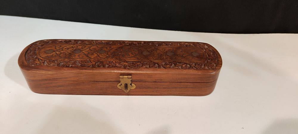 Caixa em Madeira Ornamentada