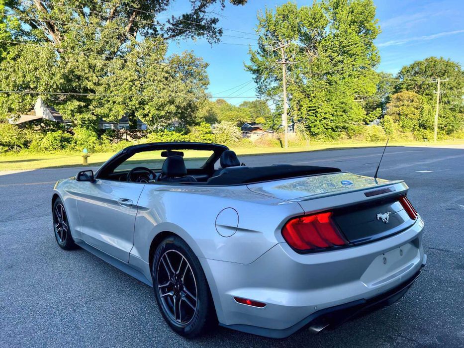 Ford Mustang EcoBoost Premium      2019