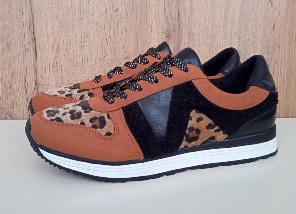 Французькі жіночі кросівки, демі кеди коричневі з принтом, р. 40