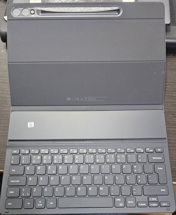 Capa com teclado Samsung tablet S9 FE+