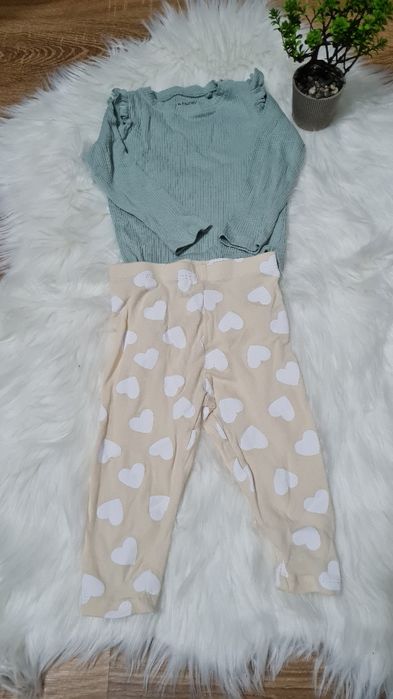 Komplet dla dziewczynki leginsy I body r.80 Sinsay