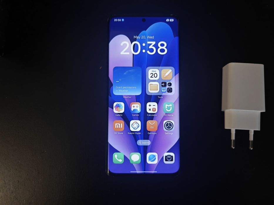 Troco/Vendo Xiaomi 12S Ultra 512gb usado com carregador!