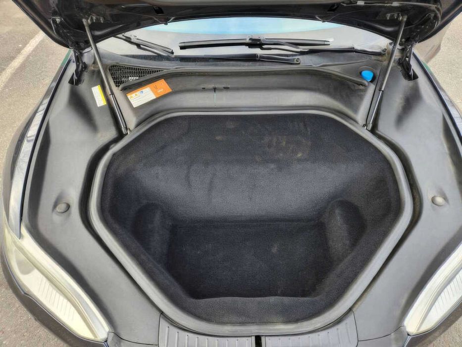 Tesla Model S      2016