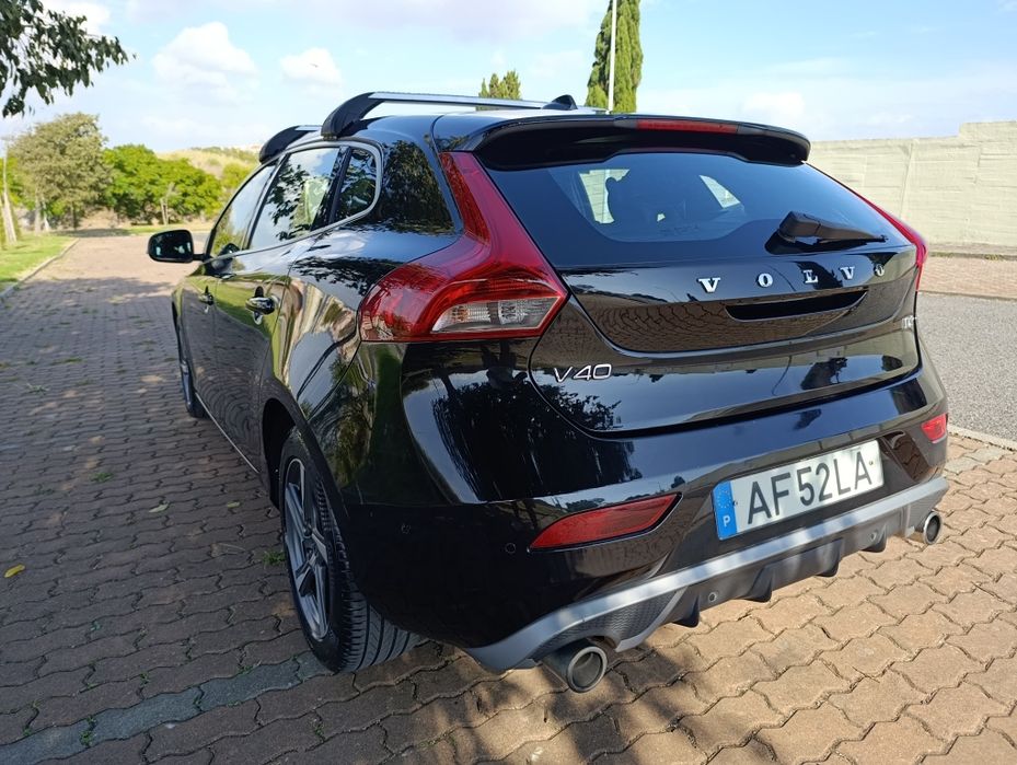 Volvo V40 D2 2.0 R-Design + Barras tejadilho + Gancho reboque — photo 4