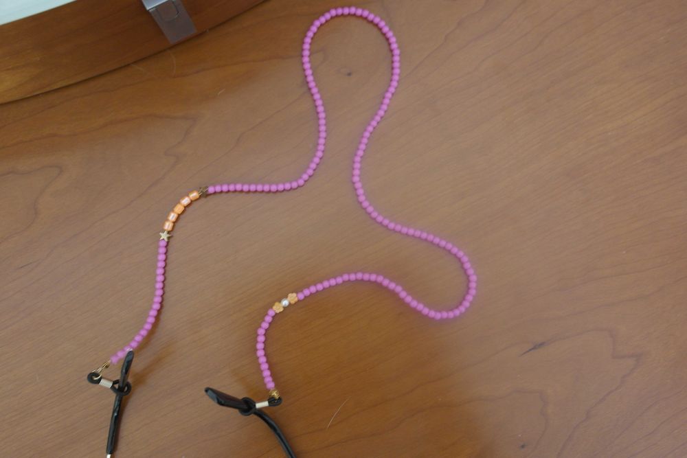 Corrente para óculos, Handmade