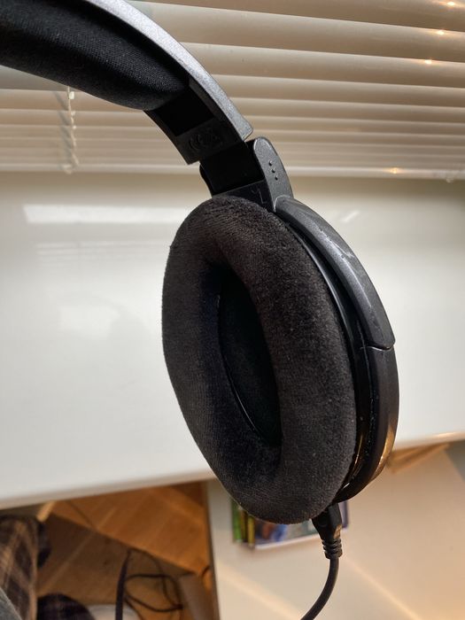 Студійні навушники Sennheiser HD 650 (Комплект, Коробка)