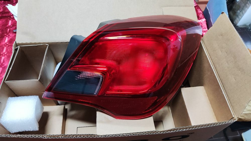 Farolim Opel Corsa E