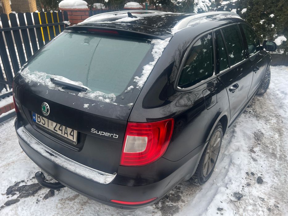 Skoda SUPERB 1.6TDI  2011r stan bdb