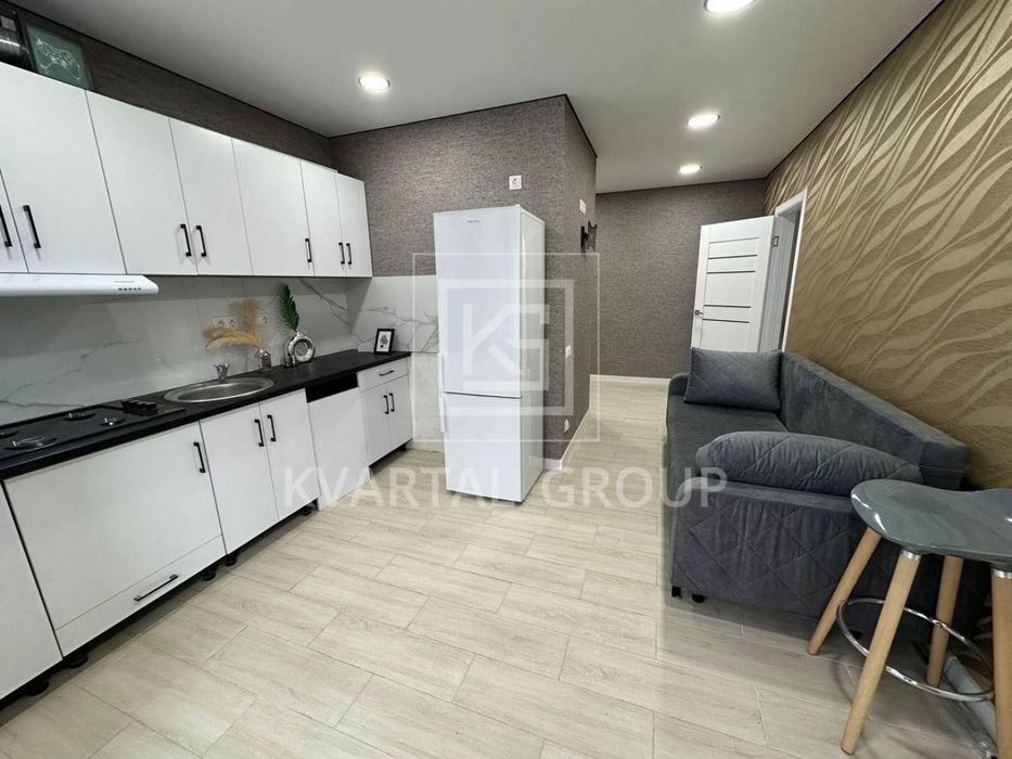 2-кімнатна з новим ремонтом — під програму єОселя (до 10 років)