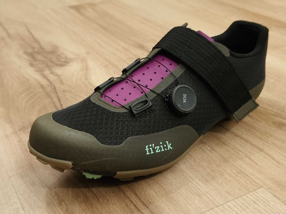 Sapatos de MTB Fizik Vento Ferox Carbon