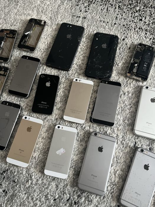 лот телефонів iPhone XR,8+,5,5s,6s,4,4s