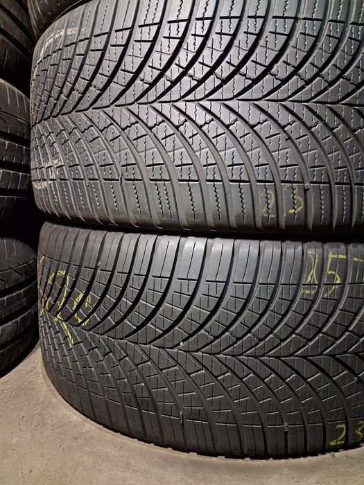 255/35 R20 Goodyear Vector 4Seasons Gen-3 шины б/у