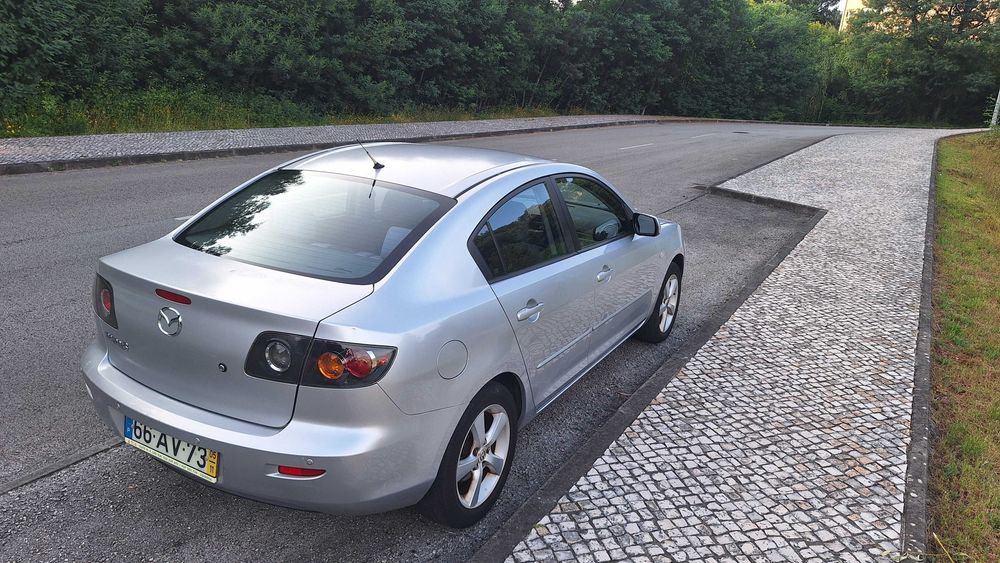 Mazda 3 1.6 GPL/gasolina + Caixa Automática