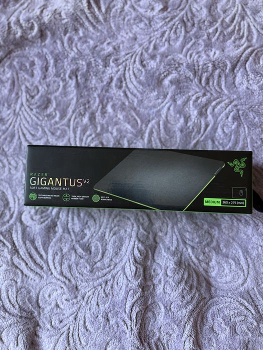 Килимок RAZER Gigantus V2 Medium Black (RZ02-03330200-R3M1)