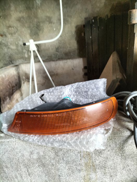 Conjunto de piscas  e ópticas