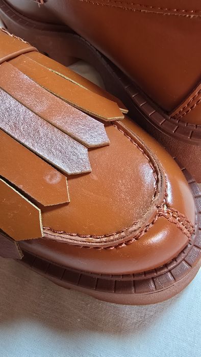 Жіночі туфлі, лофери ZARA