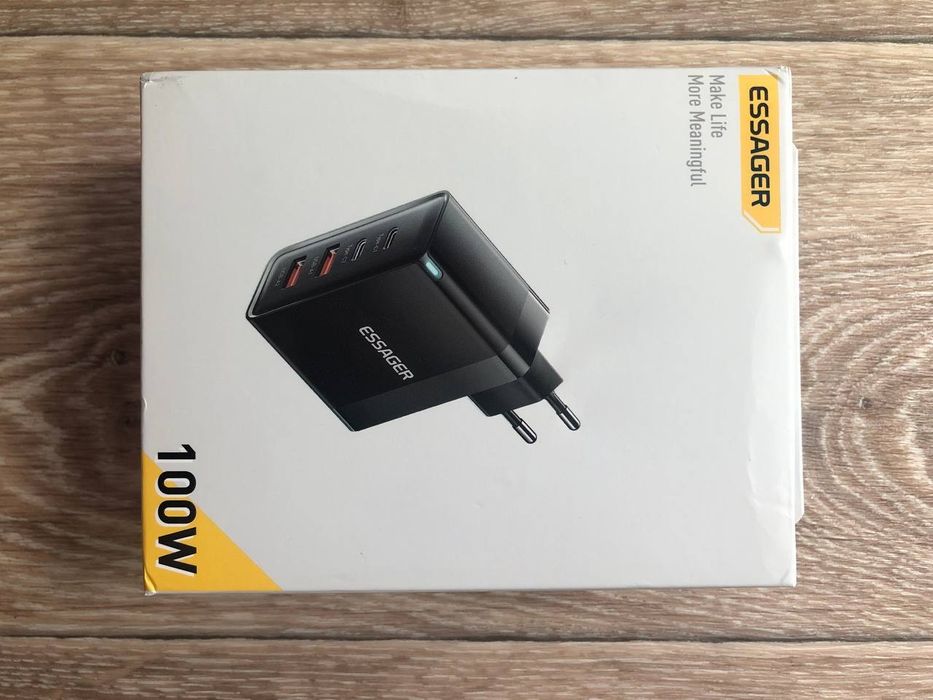 Блок живлення Essager 100W GaN 2USB-A+2typeC