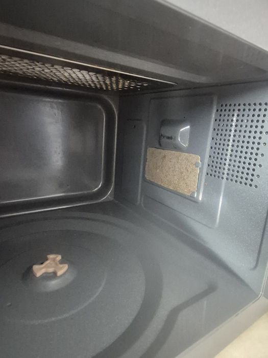 Mikrofalówka Amica AMGF23E1GB