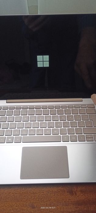 Microsoft ноутбук