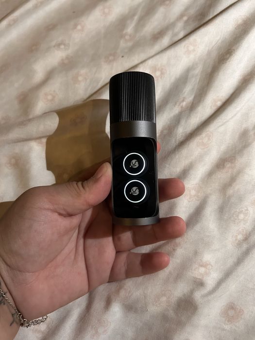 Fones bluetooth IS - muito discretos