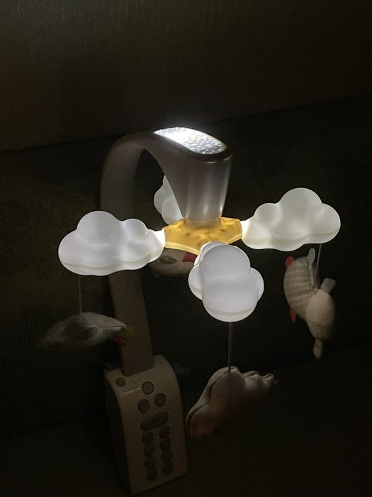 Детский мобиль на кроваткуSkip  Hop б/у состояние нового