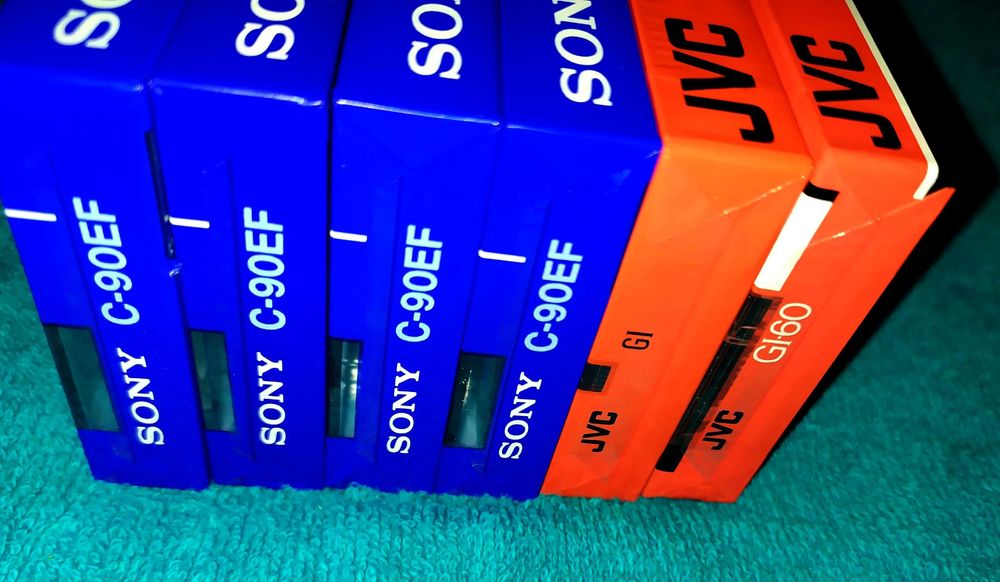 Аудіокасети SONY. JVS  нові 250 грн 1 шт. будь яка