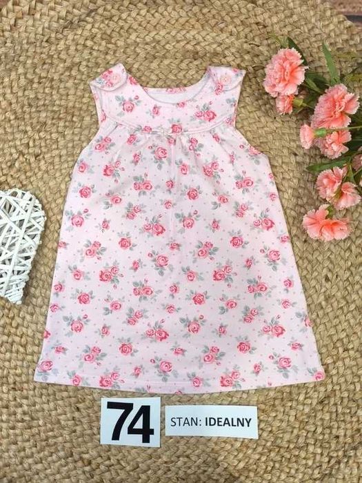 Sukienka sukieneczka w kwiatki kwiatuszki 74