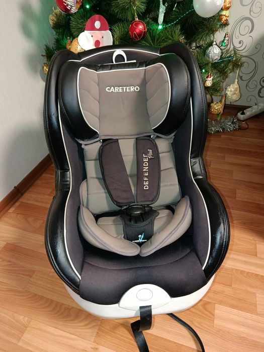 Продам автокрісло Caretero Defender Plus Isofix