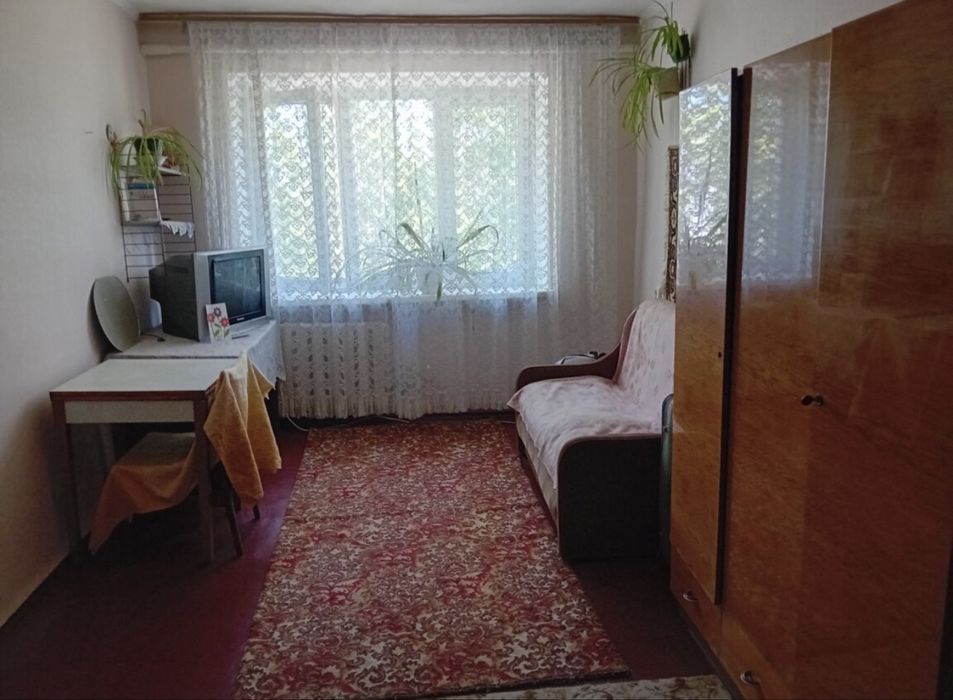 Продажа комнаты в общежитии на Космонавтов