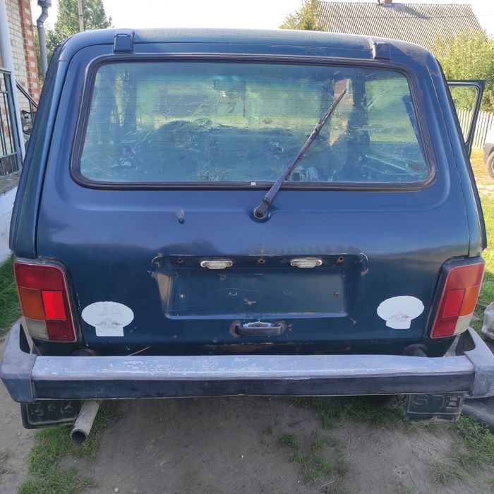 Нива 21214 задня ляда