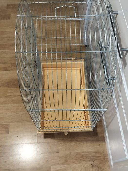Клетка для птиц.
