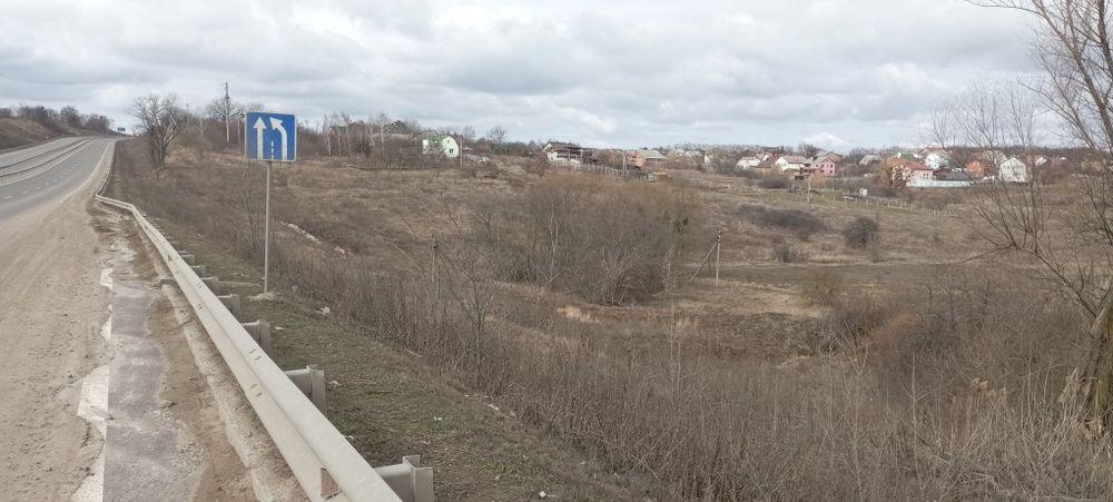 Продам 0.5га в районі Метро з семи учасників з кадастровими номерами