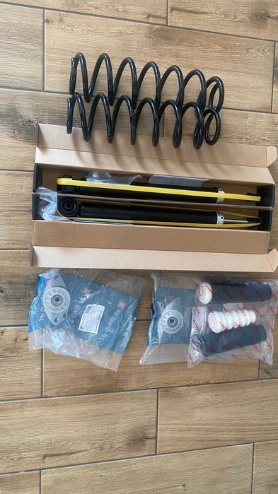 амортизатори Golf 4 Bora Polo 4 5 Fabia 1 2 Octavia tour Leon Ibiza 3