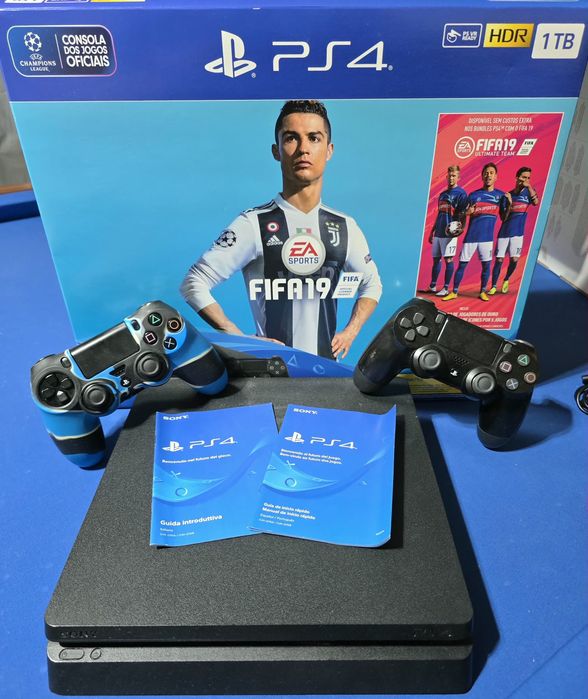 PS4 Slim 1TB – Bundle FIFA 19 (Excelente estado!)