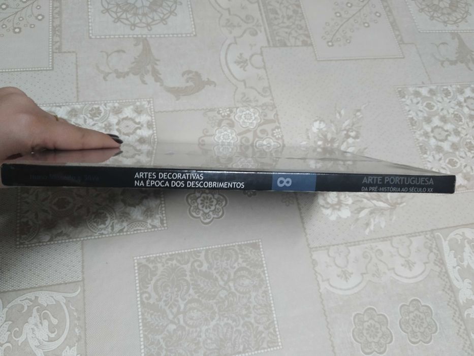 Livro Artes Decorativas na Época dos Descobrimentos
