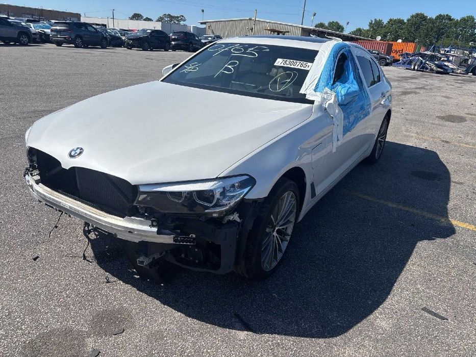 BMW 530E 2018 гібрид
