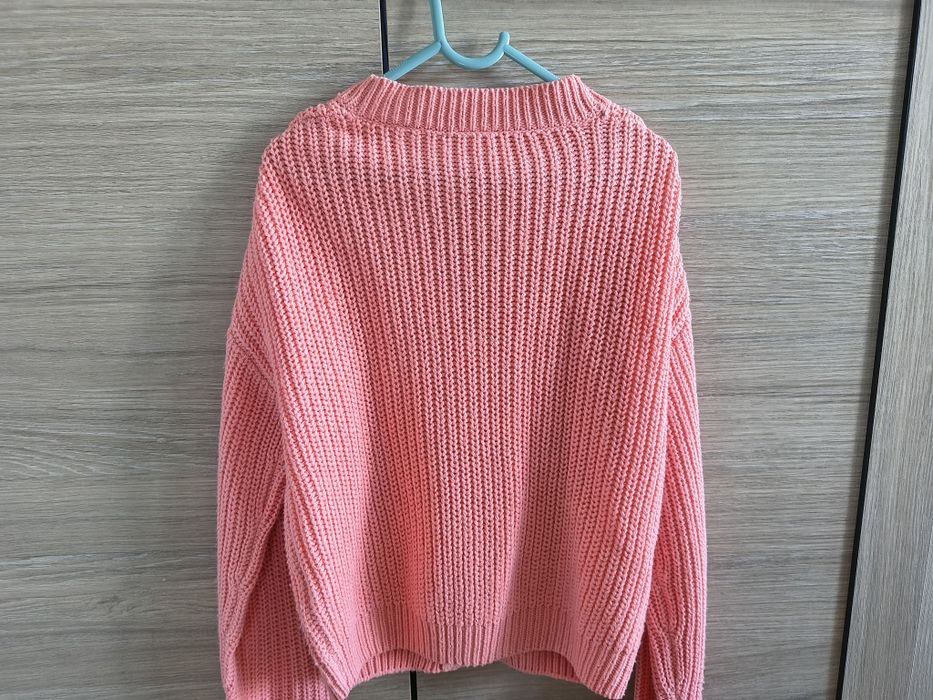 Sweter dziewczęcy rozm 140