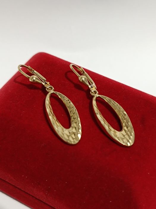 Złote kolczyki wiszące młotkowane, złoto próby 585