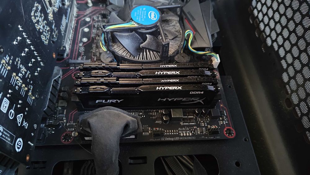 Płyta Główna MSI B250 Gaming M3 s1151, i-7 7700, RAM DDR4 16Gb