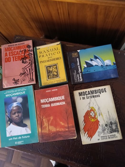 Livros vários Temas, desde 4€ pagamento em numerário zona Lisboa