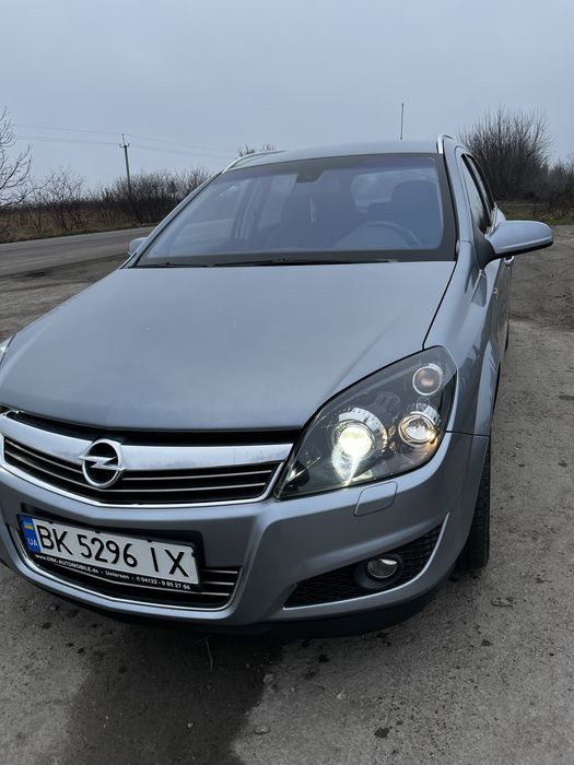 Opel Astra H 1.6 Turbo 180 к.с