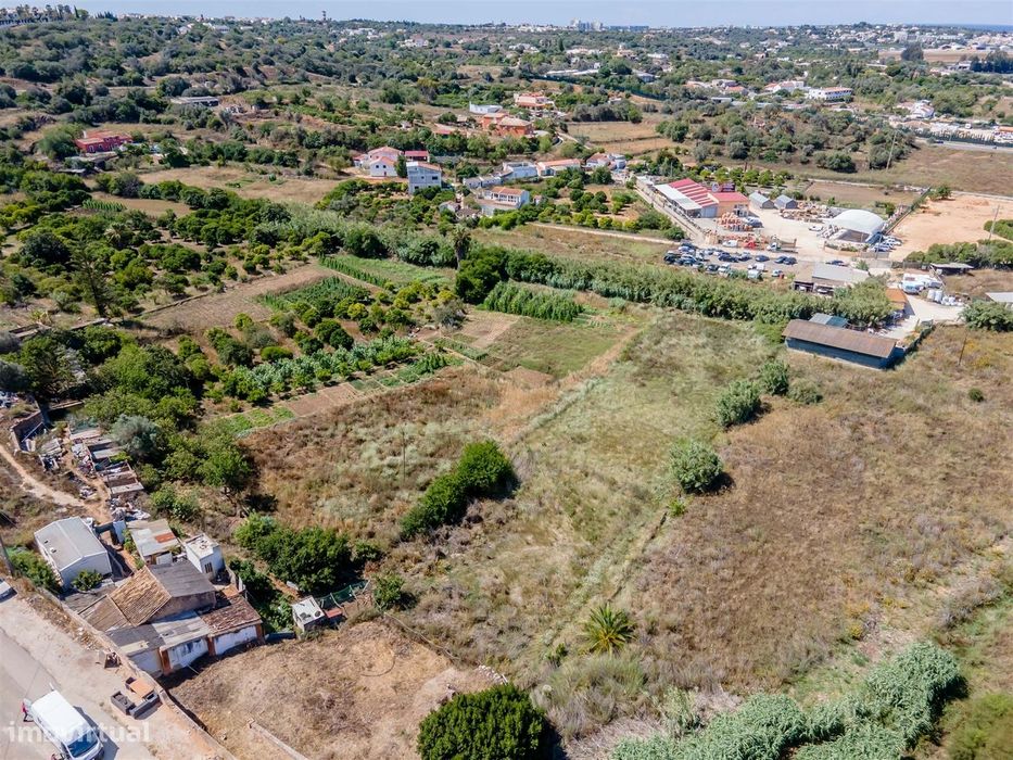 Terreno com projeto para moradia T3 moderna em Alvor — Portimão, Algar