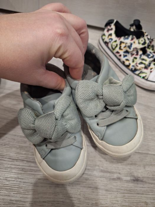 Тапочки кеди hm кросівки розмір 24 25