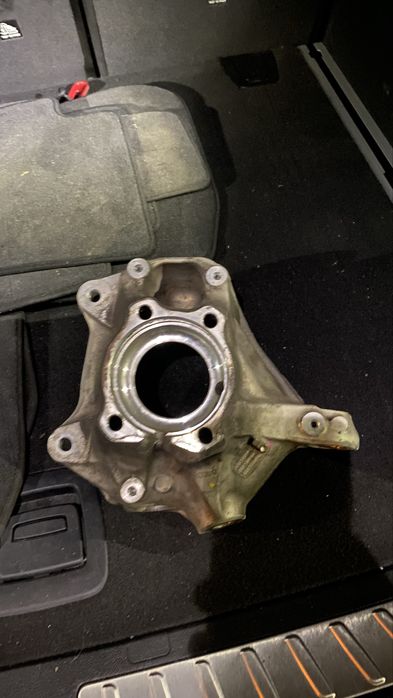 Кулак цапфа bmw g01 awd/rwd левый праввй