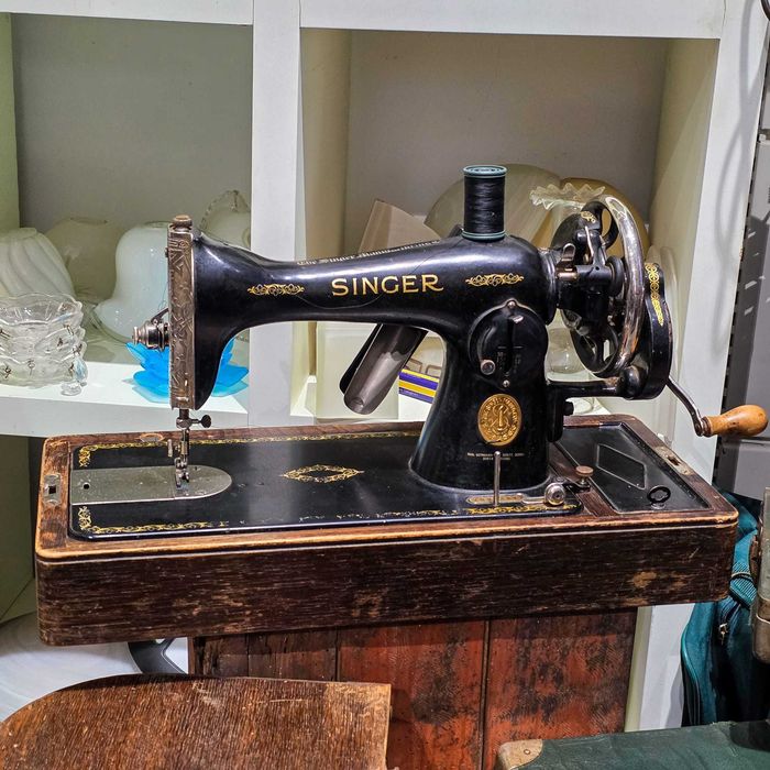 Máquina Costura Antiga Singer 15K Manual c/ Tampa Madeira — 1935