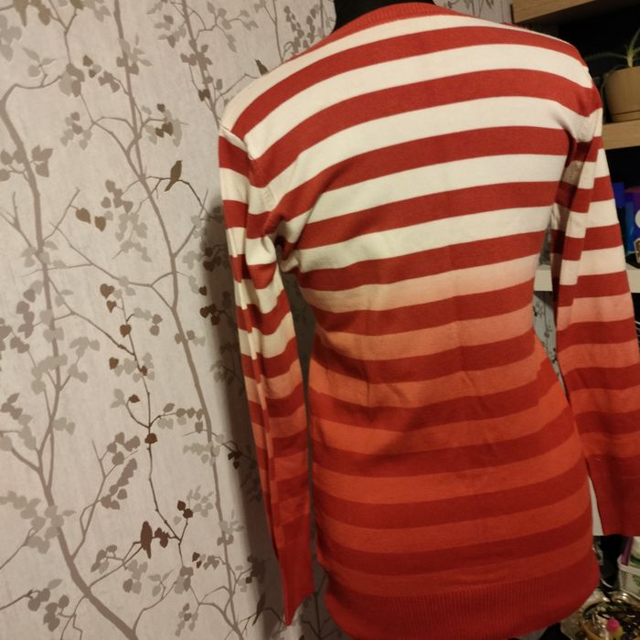 Sweter w pasy rozpinany s-m